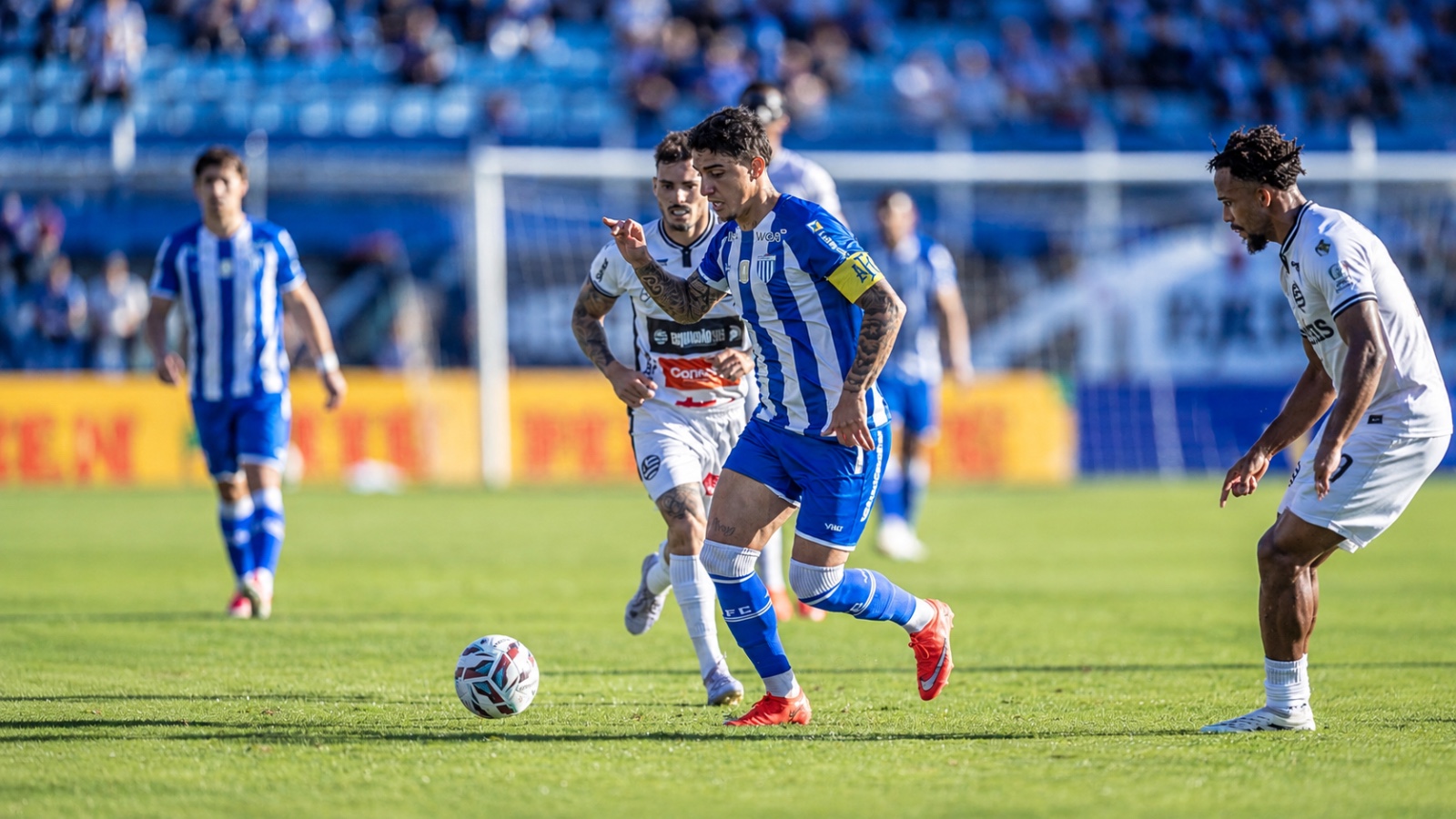 AOS NÚMEROS: AVAÍ TEM LEVE MELHORA NO 2º TURNO, MAS NÃO O SUFICIENTE