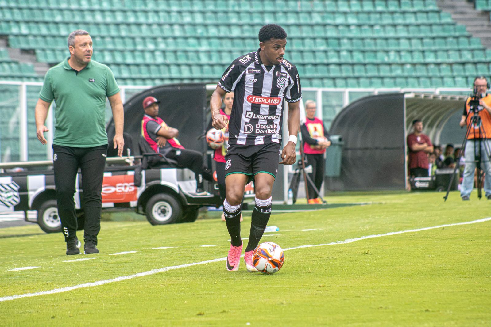 Foto do álbum: Figueirense vence o Joinville e se mantém na liderança da Copa Santa Catarina